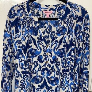 Lilly Pulitzer- Elsa Silk Shirttail Hem Top
